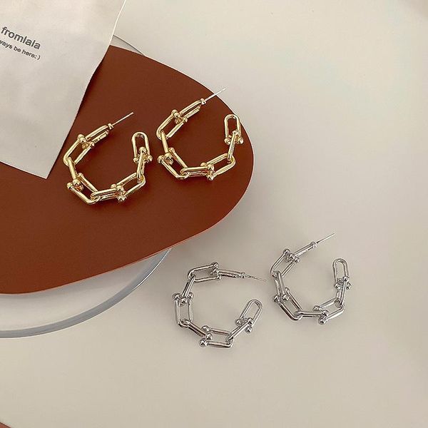 amorcome trendy chain circle hoop earrings minimalist metal earrings for women bijoux jewelry wedding party gift 2021, Golden;silver
amorcome trendy chain circle hoop earrings minimalist metal earrings for women bijoux jewelry wedding party gift 2021, Golden;silver