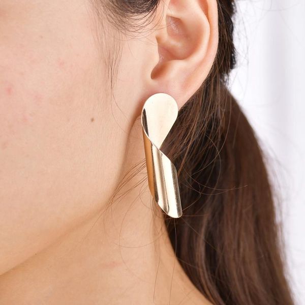 stud gereit fashion morden geometric earrings big gold filled metal wrap statement for women punk jewelry brincos 2021, Golden;silver
stud gereit fashion morden geometric earrings big gold filled metal wrap statement for women punk jewelry brincos 2021, Golden;silver