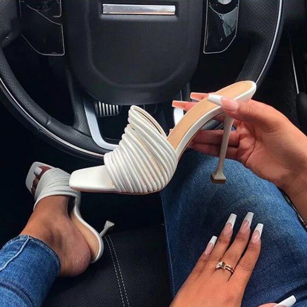 slippers 2021 summer solid color high heel sandals open toe outdoor fashion women's shoes plus size 42, Black
slippers 2021 summer solid color high heel sandals open toe outdoor fashion women's shoes plus size 42, Black