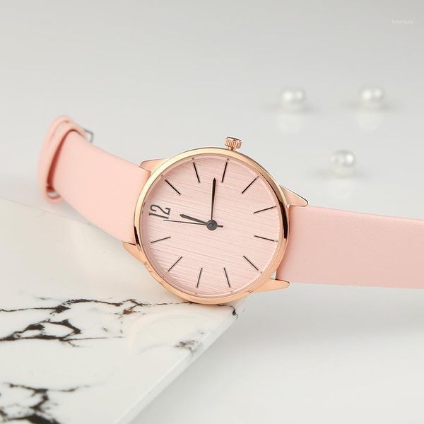 wristwatches business watch for women 2021 ladies gold leather analog quartz thin unique female top, Slivery;brown
wristwatches business watch for women 2021 ladies gold leather analog quartz thin unique female top, Slivery;brown