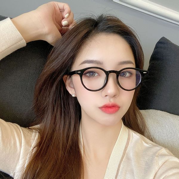 brand designer women luxury small sunglasses oval rectangle sun glasses for men quality trend female shades eyewear lady uv400
brand designer women luxury small sunglasses oval rectangle sun glasses for men quality trend female shades eyewear lady uv400