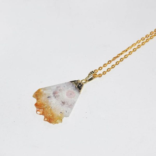 pendant necklaces natural slice stone chain necklace women 2021 triangle slab raw yellow crystal quartz druzy citrines female, Silver
pendant necklaces natural slice stone chain necklace women 2021 triangle slab raw yellow crystal quartz druzy citrines female, Silver