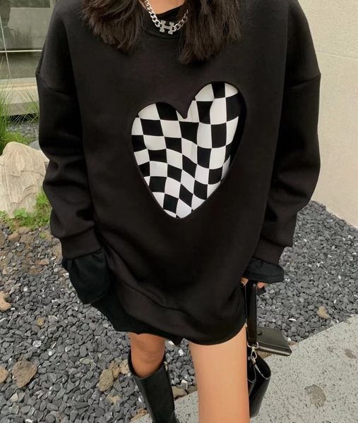brand hoodie tide br series 21 autumn winter new love checkerboard fake two-piece street strendsetter's loose medium long dress, Black
brand hoodie tide br series 21 autumn winter new love checkerboard fake two-piece street strendsetter's loose medium long dress, Black