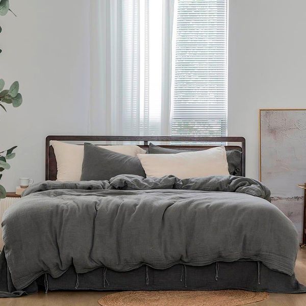 bedding sets 100%washed cotton soft breathable duvet cover king solid grey with rope 4pcs 1duvet +1bedsheet+2pillowcases
bedding sets 100%washed cotton soft breathable duvet cover king solid grey with rope 4pcs 1duvet +1bedsheet+2pillowcases