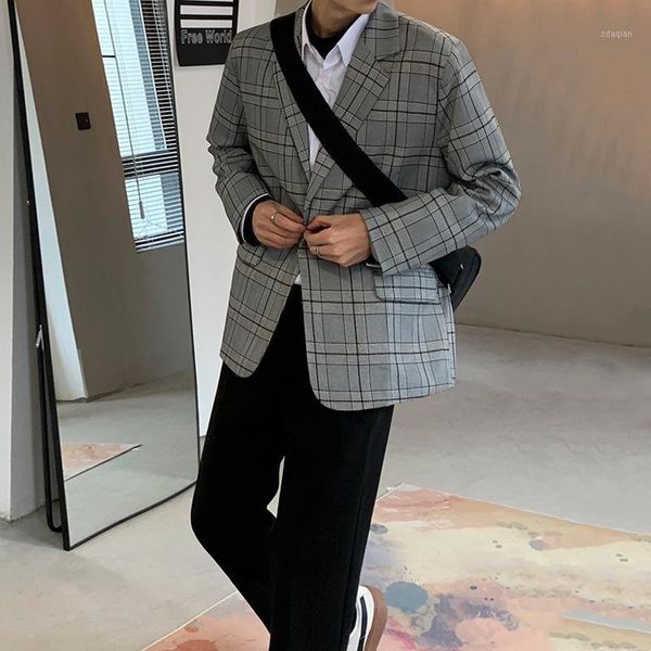 spring and autumn handsome plaid small suit 2021 trend leisure loose man single west men's suits & blazers, White;black
spring and autumn handsome plaid small suit 2021 trend leisure loose man single west men's suits & blazers, White;black