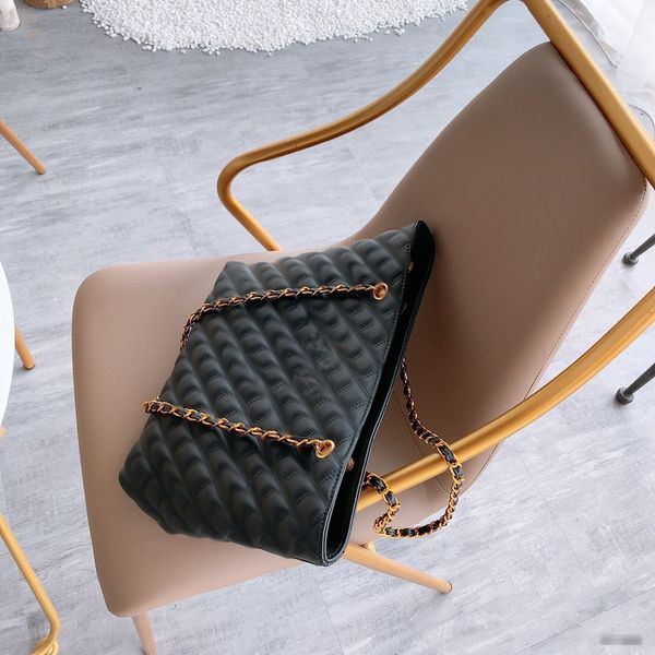contracted oversize hand bags brands tote ladies bag microfiber handbag soft calfskin diamond lattice quilted wholesale shoulder wallet
contracted oversize hand bags brands tote ladies bag microfiber handbag soft calfskin diamond lattice quilted wholesale shoulder wallet