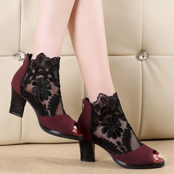 2021 women embellished suede leather high heel sandals peep toe ankle strap rhinestones gladiator shoes zandalias mujer, Black
2021 women embellished suede leather high heel sandals peep toe ankle strap rhinestones gladiator shoes zandalias mujer, Black
