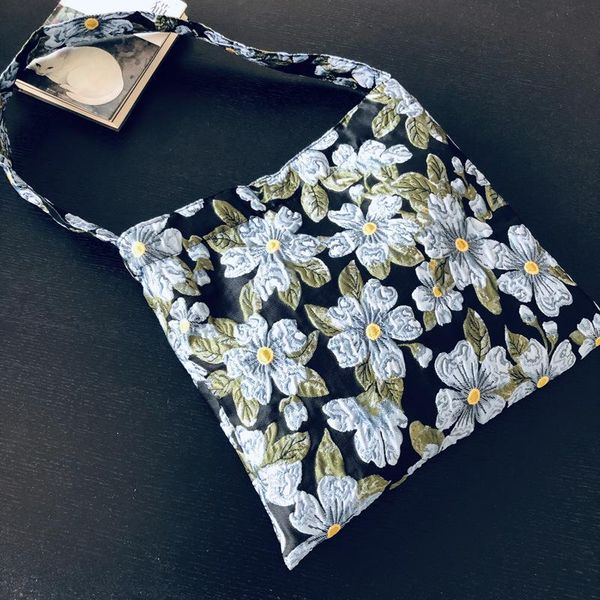 evening bags girls handbag flowers shoulder bag handtas women tasje tassen sac bandoulière femme schoudertas dames tas sling
evening bags girls handbag flowers shoulder bag handtas women tasje tassen sac bandoulière femme schoudertas dames tas sling
