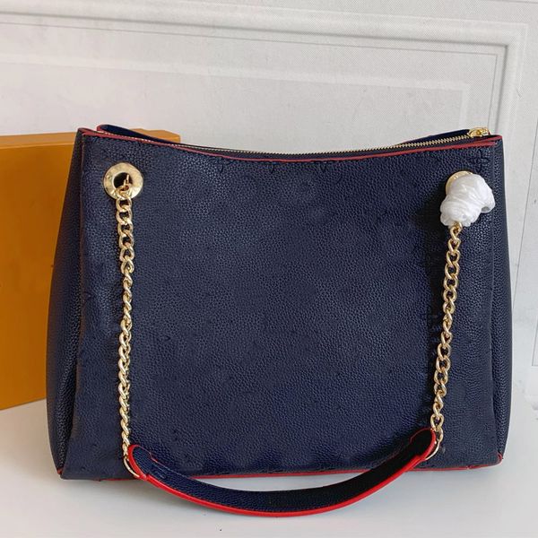 chain handbag woman tote bag real leather hand shoulder bags embossed letter flower large capacity totes travel luggage double layer handbag
chain handbag woman tote bag real leather hand shoulder bags embossed letter flower large capacity totes travel luggage double layer handbag