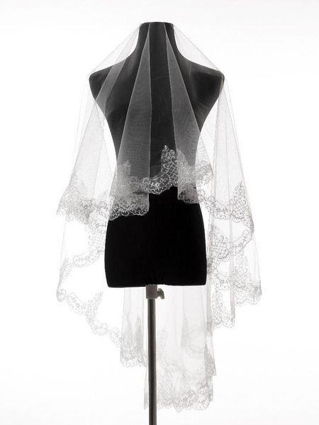 bridal veils 100% real po lace edge one layer wedding accessories tulle appliqued veil with comb, Black
bridal veils 100% real po lace edge one layer wedding accessories tulle appliqued veil with comb, Black