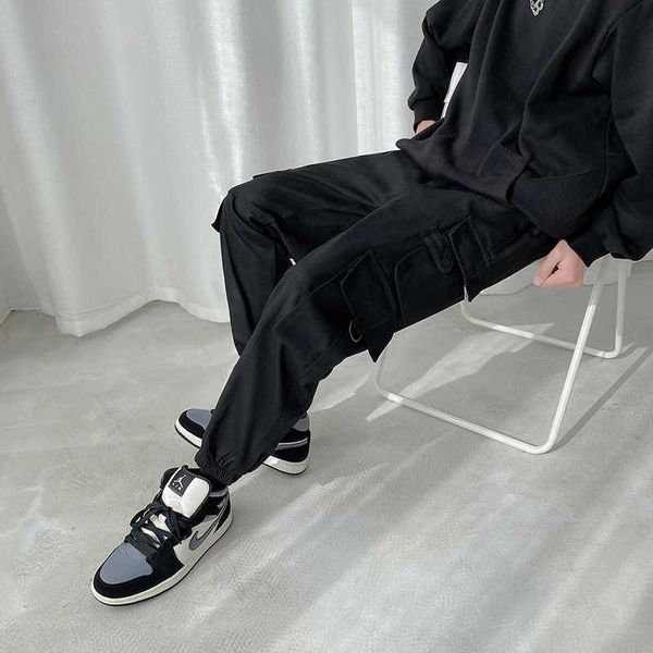 autumn men's casual pants loose large pocket tooling straight pants korean fashion versatile and handsome leggings, Black 
autumn men's casual pants loose large pocket tooling straight pants korean fashion versatile and handsome leggings, Black