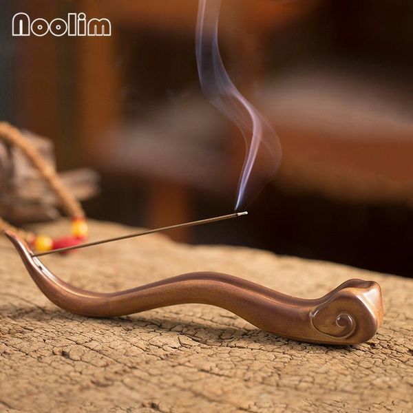 fragrance lamps retro zen ceramic incense burner cloud design sandalwood stick holder antique censer teahouse home decor
fragrance lamps retro zen ceramic incense burner cloud design sandalwood stick holder antique censer teahouse home decor