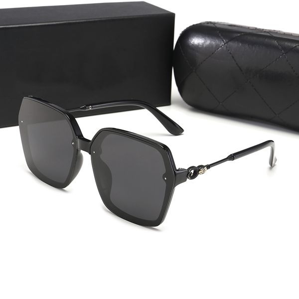 brand designer sunglasses fashion rectangle frame sun glasses polarized polaroid goggle uv400 original luxury eyewear with gift box set, White;black
brand designer sunglasses fashion rectangle frame sun glasses polarized polaroid goggle uv400 original luxury eyewear with gift box set, White;black