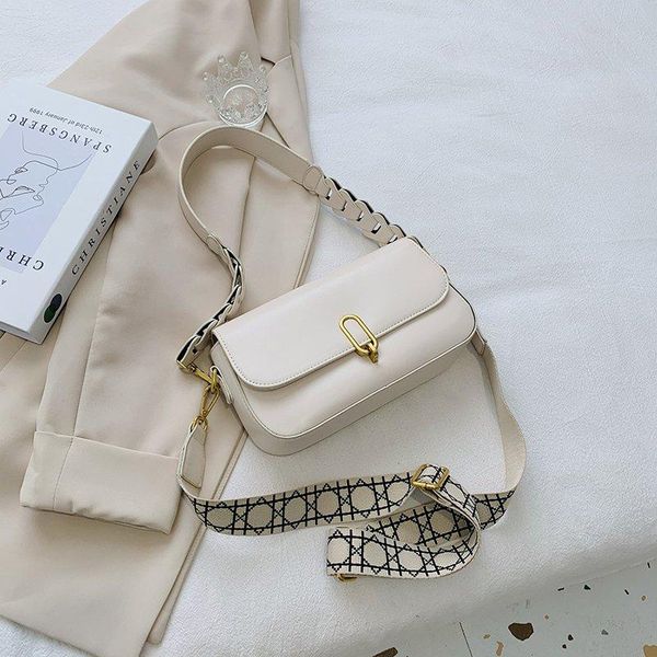 evening bags linwo luxury design high-end retro handbag 2021 women fashion crossbody style square underarm bag dual-use
evening bags linwo luxury design high-end retro handbag 2021 women fashion crossbody style square underarm bag dual-use