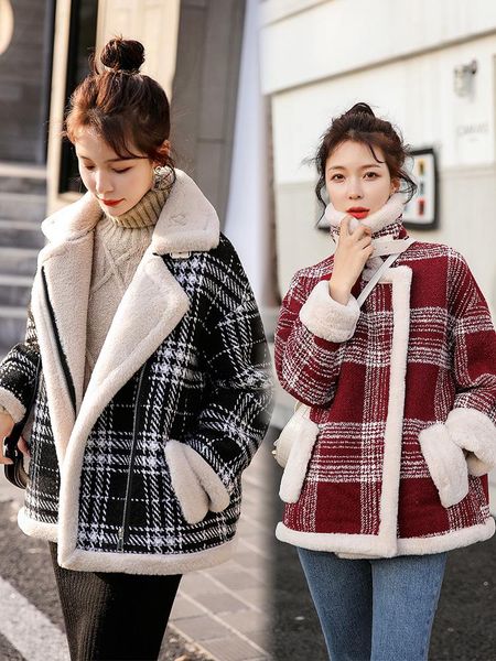 women's jackets jacket 2021 autumn and winter plaid woolen coat short plus velvet thick small lamb cashmere, Black;brown
women's jackets jacket 2021 autumn and winter plaid woolen coat short plus velvet thick small lamb cashmere, Black;brown