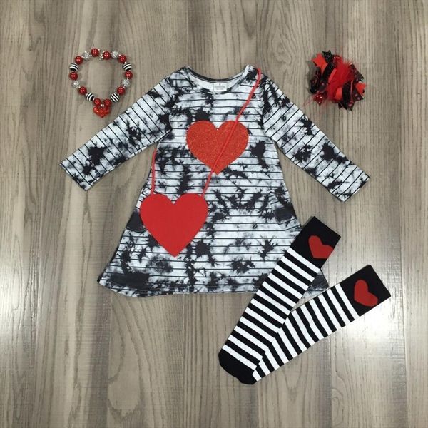winter girl valentine heart baby dress long sleeve tie dye with sock,purse,bow and necklace, Red;yellow
winter girl valentine heart baby dress long sleeve tie dye with sock,purse,bow and necklace, Red;yellow