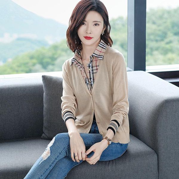 collar fake 2-piece women 's short new thin style with cardigan spring and autumn sweater coat, White
collar fake 2-piece women 's short new thin style with cardigan spring and autumn sweater coat, White