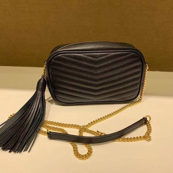 luxurys designers bags gold hardware hand bags clutch bag small flat bag crossbody bags camera bagred black rivet nude pink red colors
luxurys designers bags gold hardware hand bags clutch bag small flat bag crossbody bags camera bagred black rivet nude pink red colors