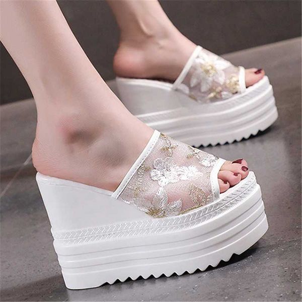 slippers summer black white breathable hollow mesh embroidery women fashion chunky platform 12cm wedge super high heels sandals
slippers summer black white breathable hollow mesh embroidery women fashion chunky platform 12cm wedge super high heels sandals
