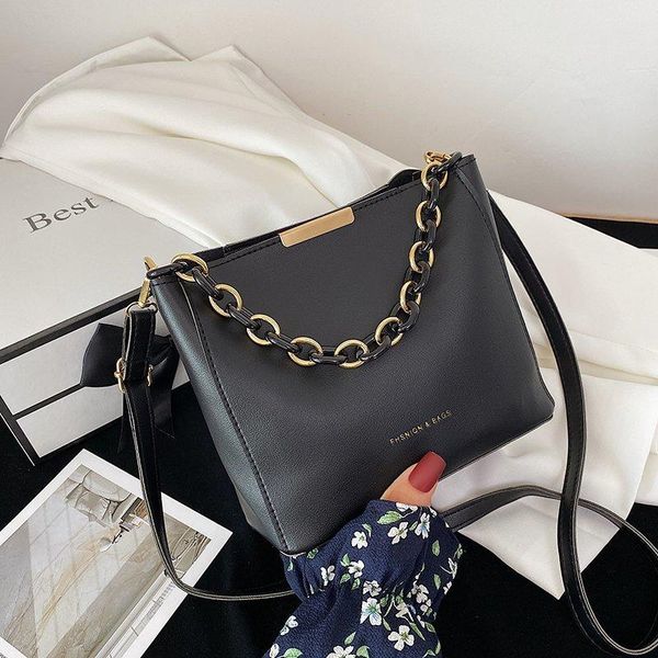 shoulder bags luxury chains bag women pu leather bucket large capacity crossbody trendy designer lady handbag daily pouch sac
shoulder bags luxury chains bag women pu leather bucket large capacity crossbody trendy designer lady handbag daily pouch sac