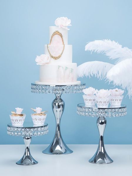 other bakeware silver cake rack tray dessert wedding display decoration fruit plate
other bakeware silver cake rack tray dessert wedding display decoration fruit plate