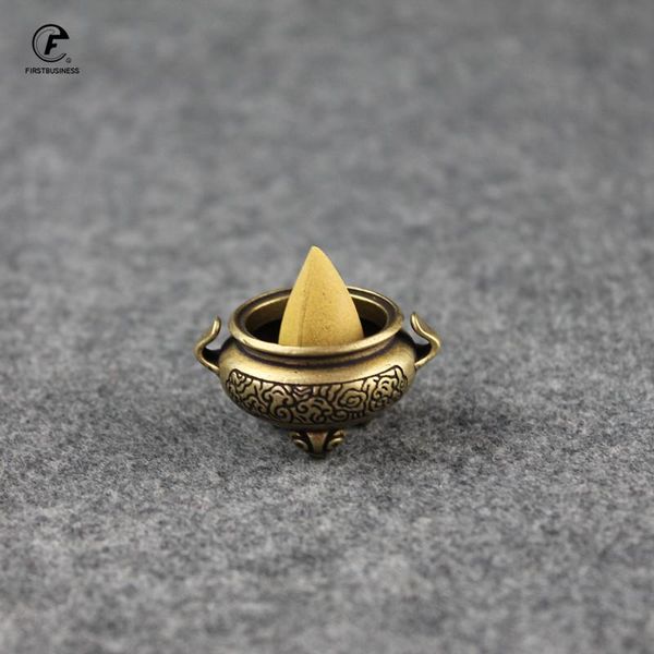 fragrance lamps designer xiangyun grain xuande buddha copper incense burner handmade metal stick holder small portable censer
fragrance lamps designer xiangyun grain xuande buddha copper incense burner handmade metal stick holder small portable censer