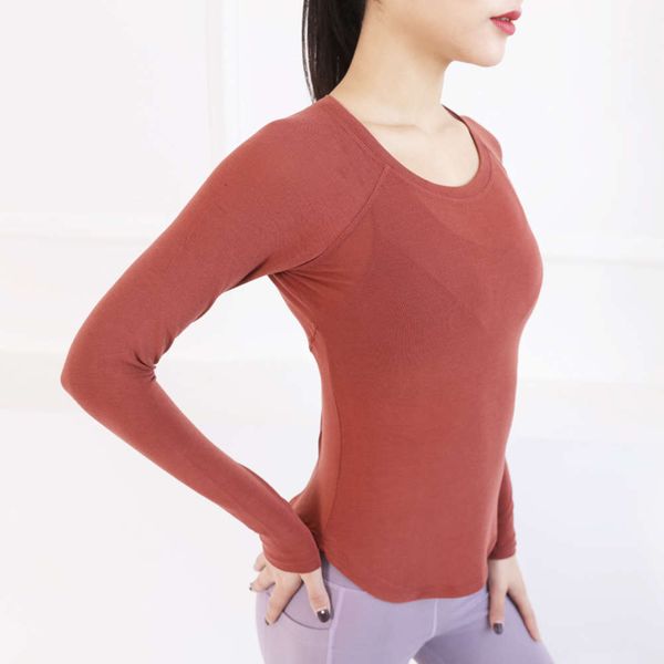 autumn and winter female long sleeve round neck slim fit high elastic fitness t-shirt fashion new yoga clothes, Gray
autumn and winter female long sleeve round neck slim fit high elastic fitness t-shirt fashion new yoga clothes, Gray