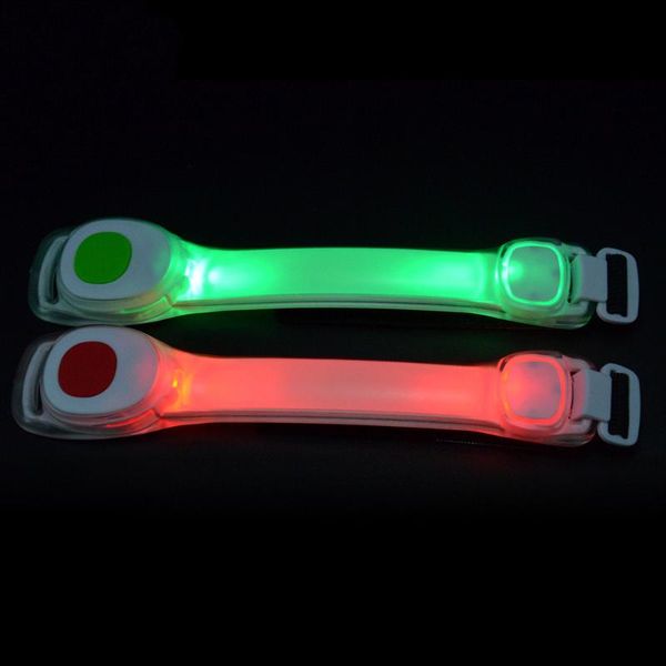 elbow & knee pads 3 pcs led light armbands reflective adjustable wearable running belt straps waterproof glow in the dark for outdoor spor, Black;gray
elbow & knee pads 3 pcs led light armbands reflective adjustable wearable running belt straps waterproof glow in the dark for outdoor spor, Black;gray