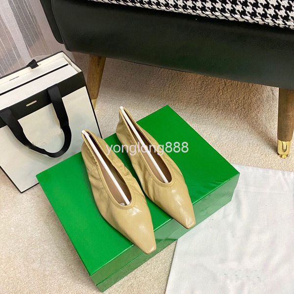 dress shoes witch shoes spring pointed shallow mouth flat bottom wrinkled surface soft leather elastic belt grandma, Black
dress shoes witch shoes spring pointed shallow mouth flat bottom wrinkled surface soft leather elastic belt grandma, Black