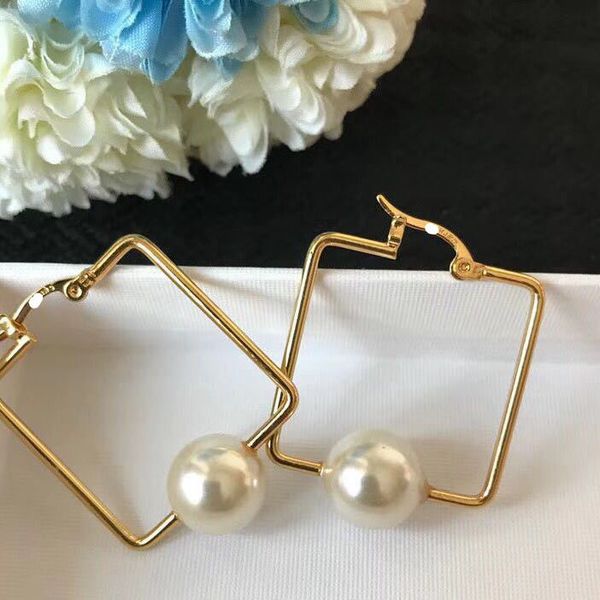 online celebrity french minimalist celi wind square hanging pearl earrings female geometric minimalist earrings luxurys designers jewelry, Golden;silver
online celebrity french minimalist celi wind square hanging pearl earrings female geometric minimalist earrings luxurys designers jewelry, Golden;silver