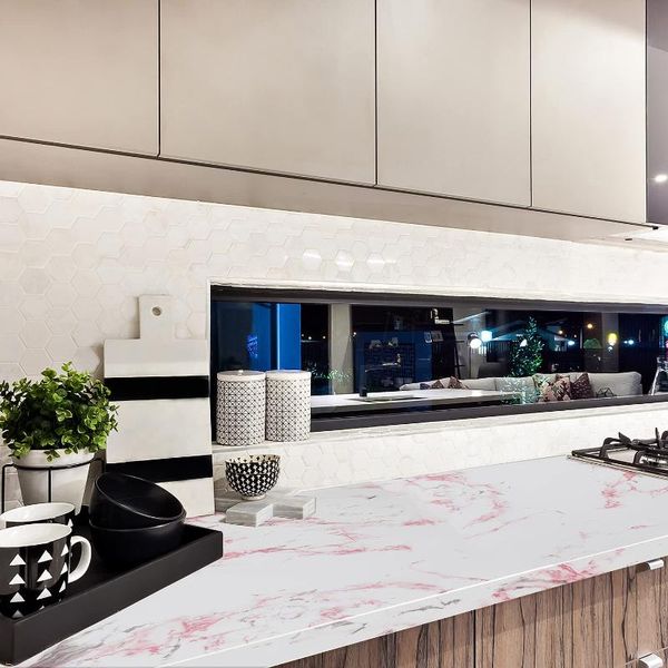 wallpapers white / pink marble wallpaper, suitable for counter, shower rooms and back baffles. the wallpaper can be peeled self-adh
wallpapers white / pink marble wallpaper, suitable for counter, shower rooms and back baffles. the wallpaper can be peeled self-adh