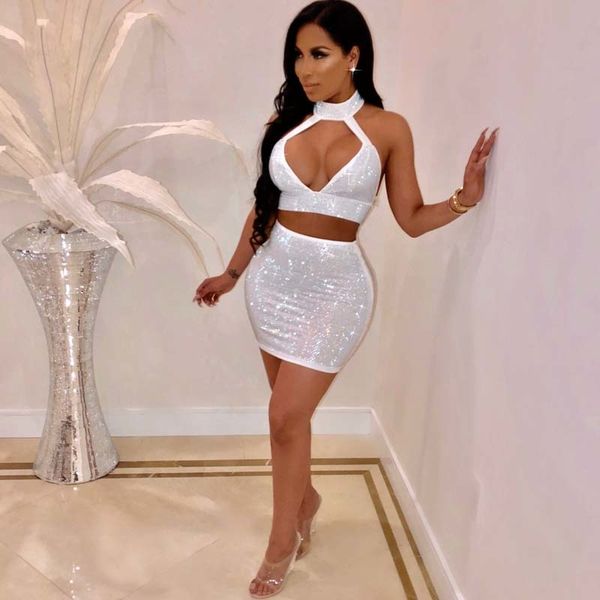 2021 new two set outfits women summer halter backless crop + mini skirt 2 piece suit club party white vtnv
2021 new two set outfits women summer halter backless crop + mini skirt 2 piece suit club party white vtnv