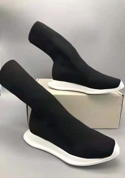 2021 fashion socks spring persional boots high vamp elastic damping rubber non-woven fly shoes, Black
2021 fashion socks spring persional boots high vamp elastic damping rubber non-woven fly shoes, Black
