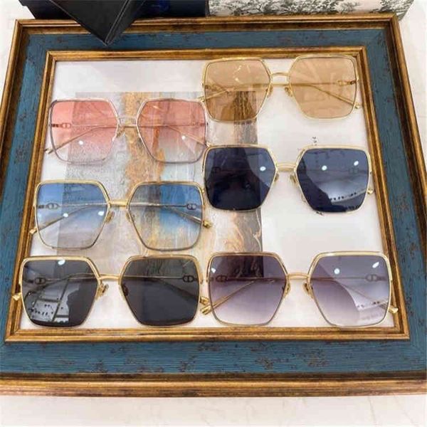 factory outlet box same women's fashion trend uv proof big face small men, White;black
factory outlet box same women's fashion trend uv proof big face small men, White;black