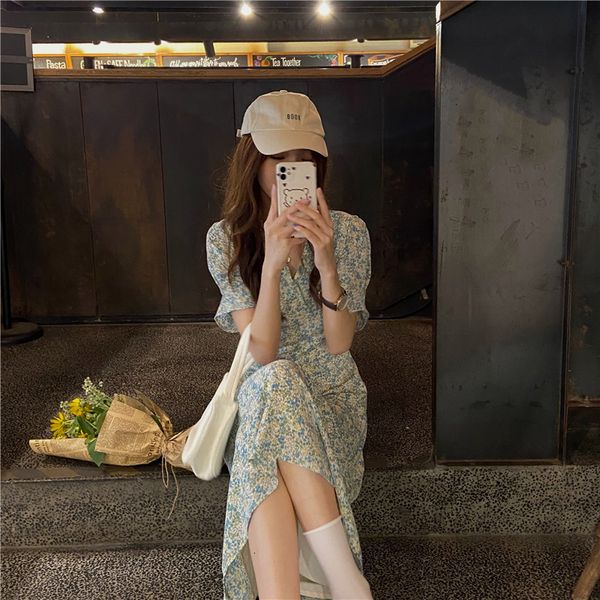 summer 2021 new flower print women short-sleeve chiffon female v-neck party holiday bohe vestidos femme dmor, Black;gray
summer 2021 new flower print women short-sleeve chiffon female v-neck party holiday bohe vestidos femme dmor, Black;gray