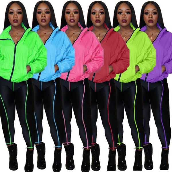 women sports two piece set comfortable zipper jackets elastic waist pants reflective casual ladies 2 pieces suits 2pcs set#g4, White;black
women sports two piece set comfortable zipper jackets elastic waist pants reflective casual ladies 2 pieces suits 2pcs set#g4, White;black