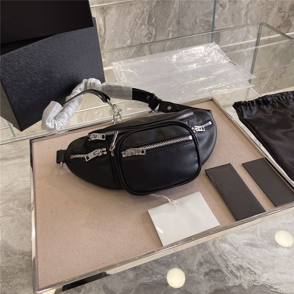 chain pure black cool chest bag soft leather classic zipper satchel three sizes for men and women handsome purse
chain pure black cool chest bag soft leather classic zipper satchel three sizes for men and women handsome purse