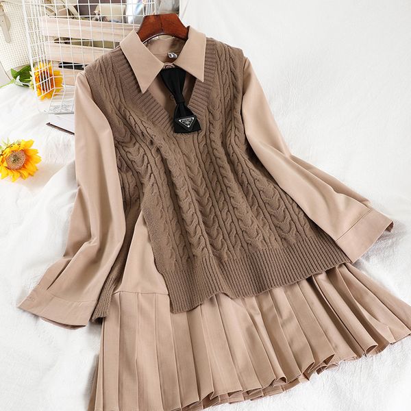 2021 Winter New Arrivals Long Sleeve Single Breasted Frill Dress Thin Knitted Vest Two Female Ensemble 9dd9, Black;gray
2021 Winter New Arrivals Long Sleeve Single Breasted Frill Dress Thin Knitted Vest Two Female Ensemble 9dd9, Black;gray