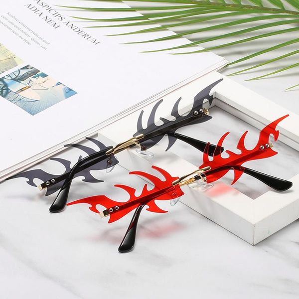 sunglasses arrived rimless women men trimming goldfish shape sun glasses female personality colorful party eyewear uv, White;black
sunglasses arrived rimless women men trimming goldfish shape sun glasses female personality colorful party eyewear uv, White;black