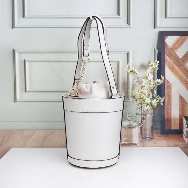 wholesale drawstring for women leather fashion shoulder bag classic tote for lady handbags presbyopic shopping bag purse messenger bag 63711
wholesale drawstring for women leather fashion shoulder bag classic tote for lady handbags presbyopic shopping bag purse messenger bag 63711