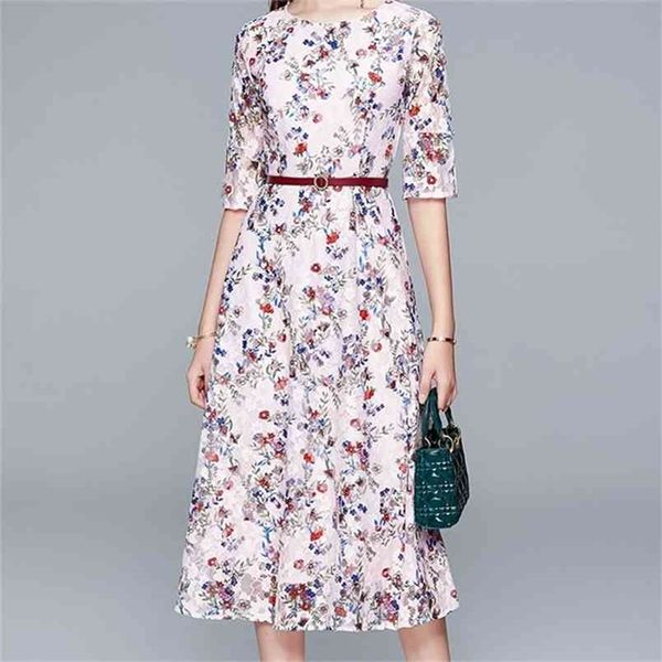 summer style elegant lace dress women short sleeve o-neck hollow out ruffles ball gown vintage party vestido 210603, Black;gray
summer style elegant lace dress women short sleeve o-neck hollow out ruffles ball gown vintage party vestido 210603, Black;gray