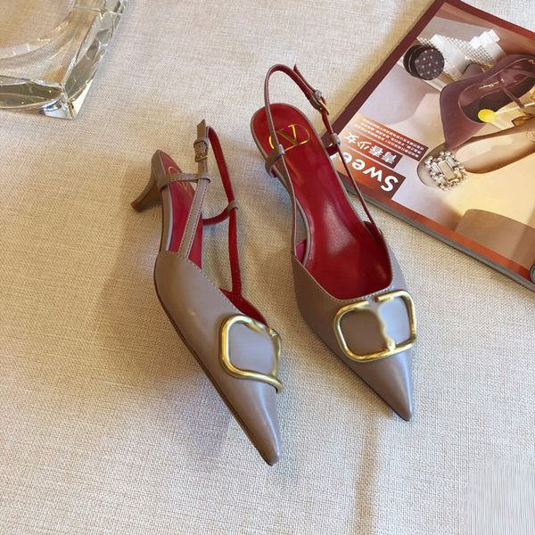 2021 good quality fashion women luxurys designers shoes designer sandals womens luxury high heels sandal dress shoess with box size 35-41 -h, Black
2021 good quality fashion women luxurys designers shoes designer sandals womens luxury high heels sandal dress shoess with box size 35-41 -h, Black