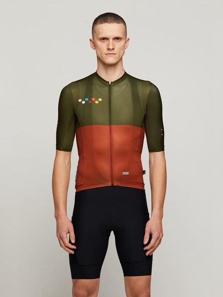 racing sets tech cycling jersey suit men 2021 summer roaming mtb clothing set short sleeve shirt and bib shorts breathing wear, Black;blue
racing sets tech cycling jersey suit men 2021 summer roaming mtb clothing set short sleeve shirt and bib shorts breathing wear, Black;blue