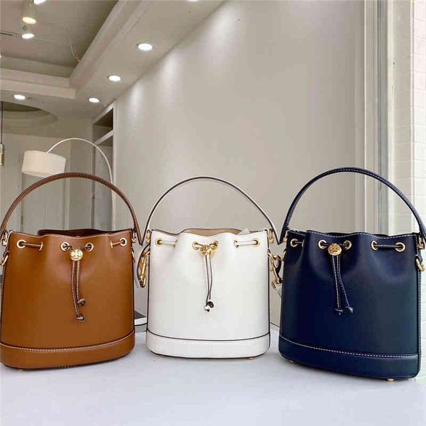 2021 new tb women's tmonogram drawstring bucket 80504 simple medium one shoulder messenger bag
2021 new tb women's tmonogram drawstring bucket 80504 simple medium one shoulder messenger bag
