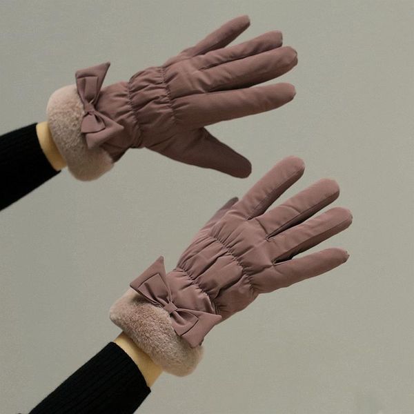 five fingers gloves ins winter girls' windproof, warm, moisture-proof, cold proof, thickened and plush touch screen ski riding, Blue;gray
five fingers gloves ins winter girls' windproof, warm, moisture-proof, cold proof, thickened and plush touch screen ski riding, Blue;gray