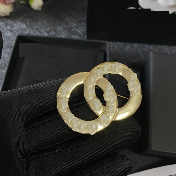 light luxury brand ladies suit sweater brooch fashion letter gold silver multicolor pearls88, Gray
light luxury brand ladies suit sweater brooch fashion letter gold silver multicolor pearls88, Gray