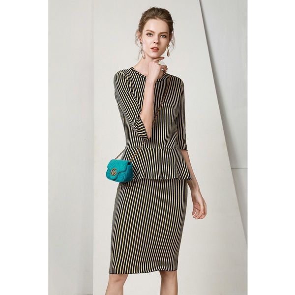 2021 new england style fashion design striped women summer chic and pencil skirt office lady suit 3slr, Black;gray
2021 new england style fashion design striped women summer chic and pencil skirt office lady suit 3slr, Black;gray