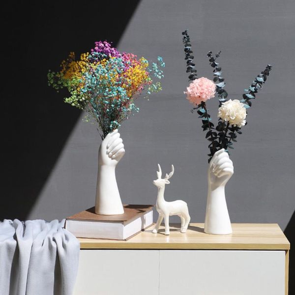 nordic style a hand vase flowers modern home office decor of creative floral composition living room ornament ceramics vase
nordic style a hand vase flowers modern home office decor of creative floral composition living room ornament ceramics vase