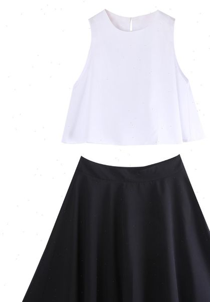 2021 new vintage women white crop and black mini skirt women lady clothing set party clothing set, Gray
2021 new vintage women white crop and black mini skirt women lady clothing set party clothing set, Gray