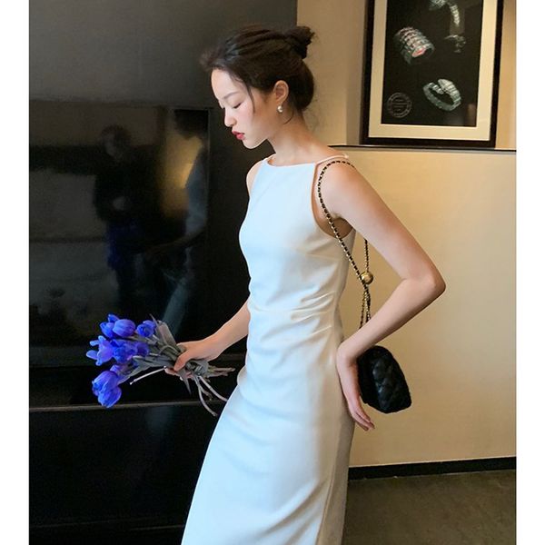 casual dresses 2021 summer women's fashion french style pure white black red bodycon party evening, Black;gray
casual dresses 2021 summer women's fashion french style pure white black red bodycon party evening, Black;gray